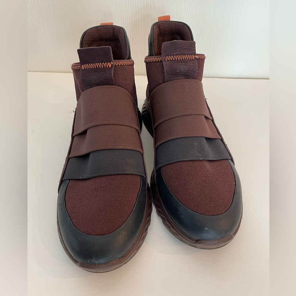 ECCO WOMEN’S ST.1 ANKLE BOOT SNEAKER SIZE6